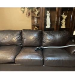 Leather Couch $reduced To $200 . From 300. Only Cash 