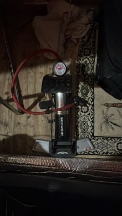 Schwinn air base plus bike pump