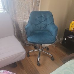 Desk chair