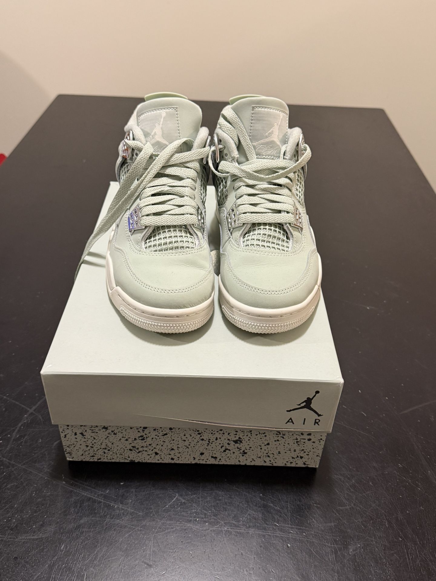 Air Jordan Retro 4 “Seafoam” Size 6.5 Womens