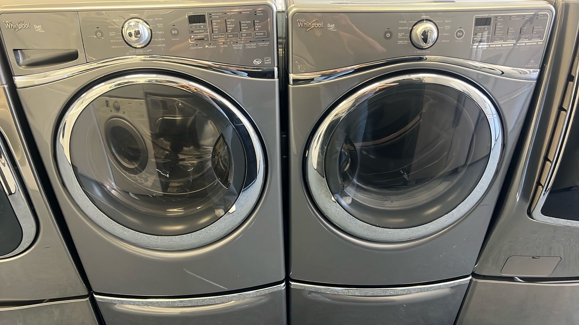 Front Load Whirlpool Washer And Dryer Set