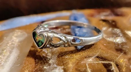 PAUA Shell Abalone Nature's Ring Wheeler Mfg. Silver Tone 9109pa New Jewelry Size 7.75 weighs 1.6 grams