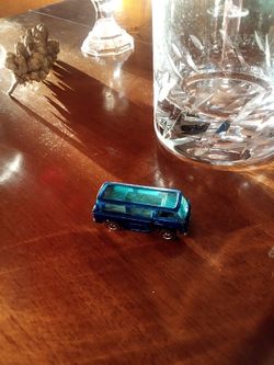 Matchbox 1969 VW Beach Bomb Redline Wheels