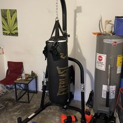 Boxing Sand Bag Come With Speed Bad As Well