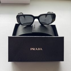 Prada PR17W Sunglasses