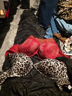 Plus size women's clothing
