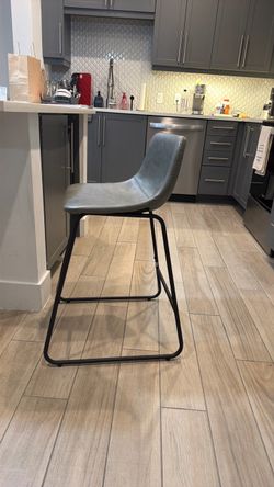 Bar Stool -  Set of 4 counter stool gray