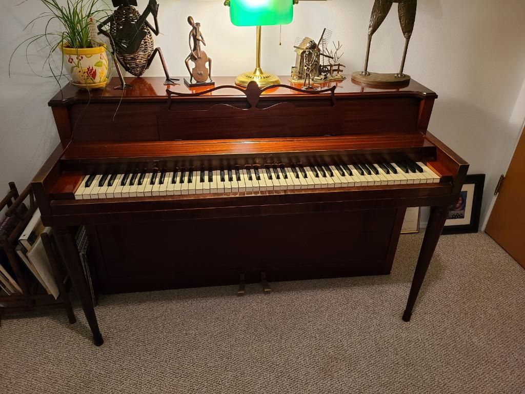 Wurtlitzer Piano