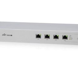 Ubiquiti Networks Networks Unifi Security Gateway Pro (USG-PRO-4)
