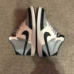 Nike court visions