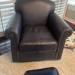 Near new leather chair