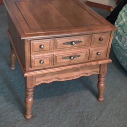 Solid Wood Vintage Corner / End Table