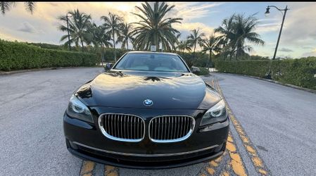 2011 BMW 740Li