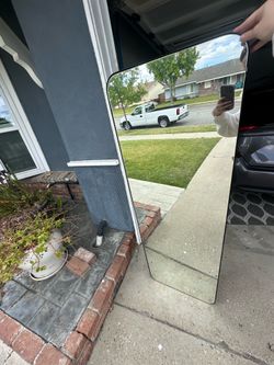 NEW Full Length Mirror – Modern Black Frame – Great Condition
