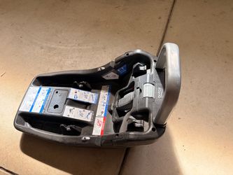 Britax Base