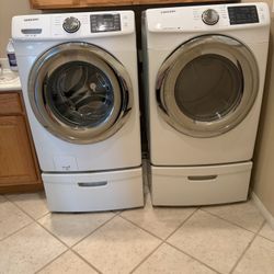 Samsung Steam VRT Washer & Dryer On Pedestals