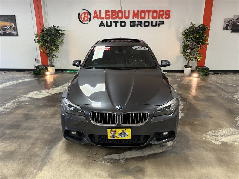 2016 BMW 5 Series 528i