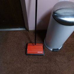 BISSELL Push Sweeper