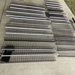 Merchandise Racks / 
