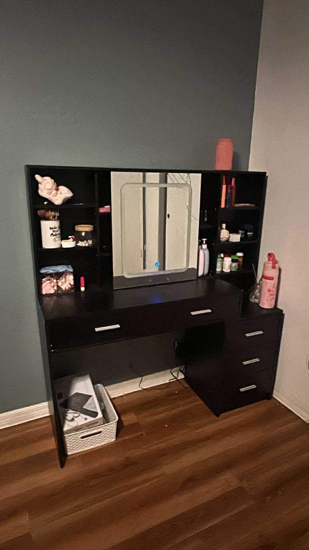 makeup vanity