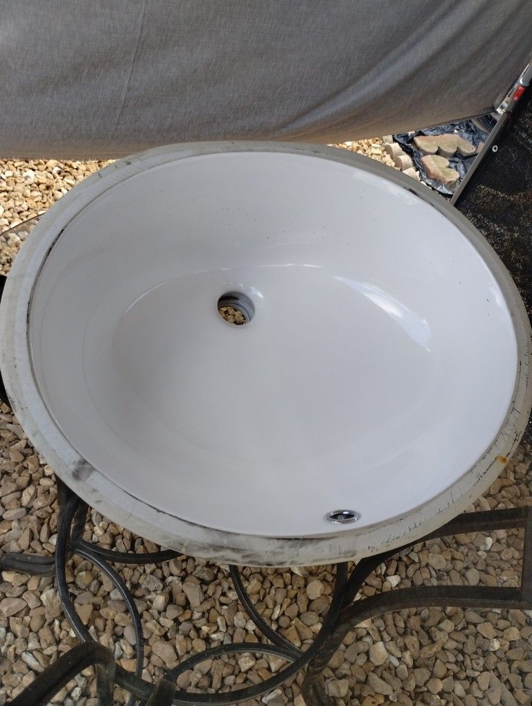 Undermount Bathroom Sink