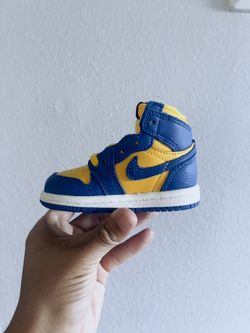 Jordon 1 Retro High OG KIDS SIZE 4C