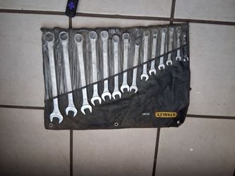 Stanley crescent set