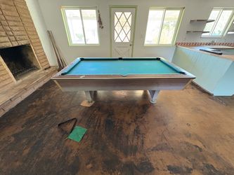 Free pool table for pickup