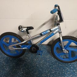 Mongoose Kids 18" Bike