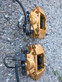 350z Rear  Brembo  Calipers with Rotors
