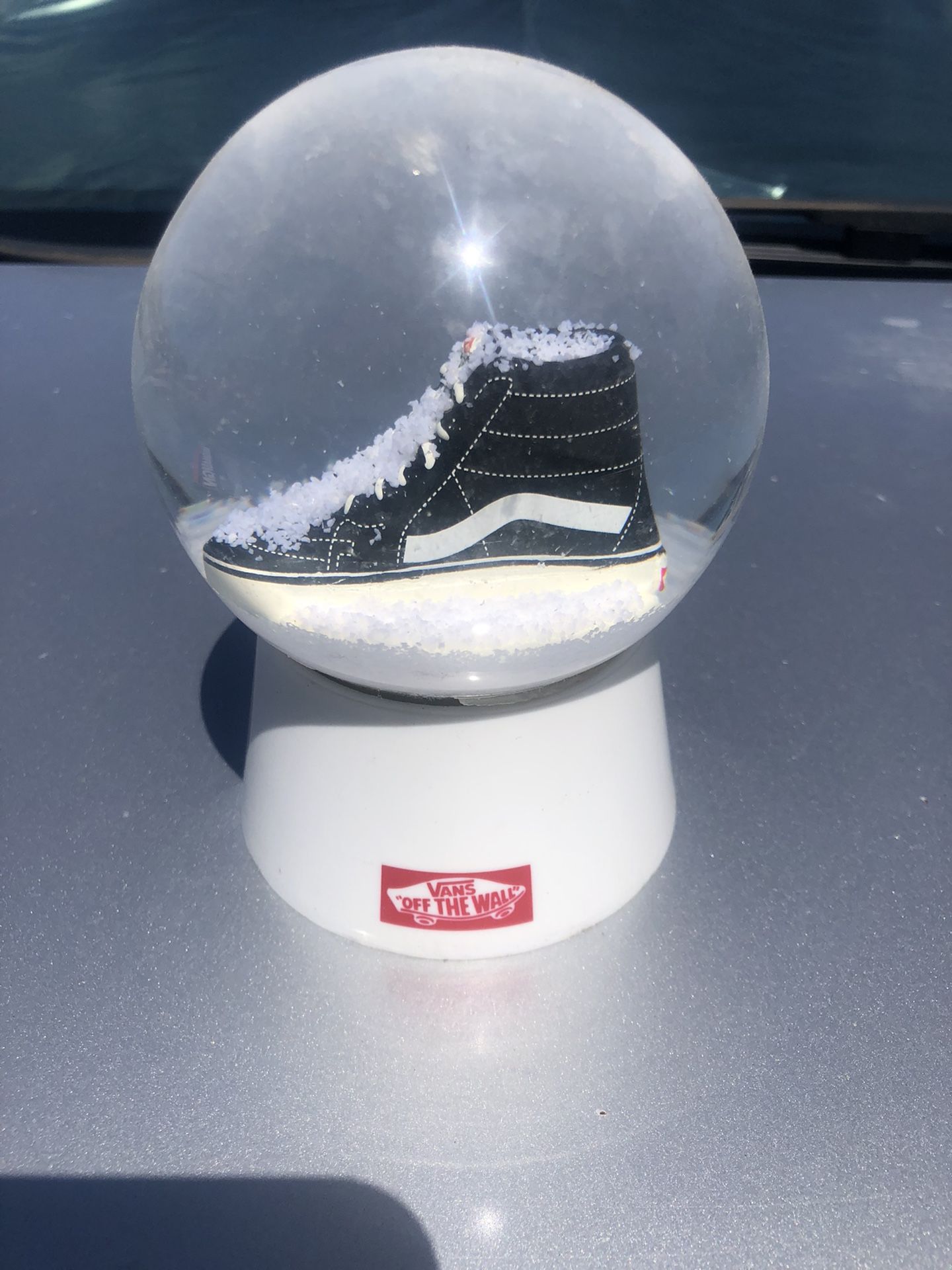 Vans Snow Globe
