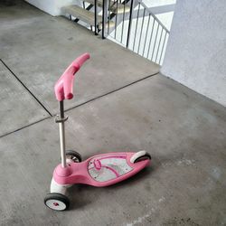Radio Flyer Scooter , 3 Wheels, Pink