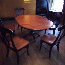 Dinning Room  Table & 6 Chairs