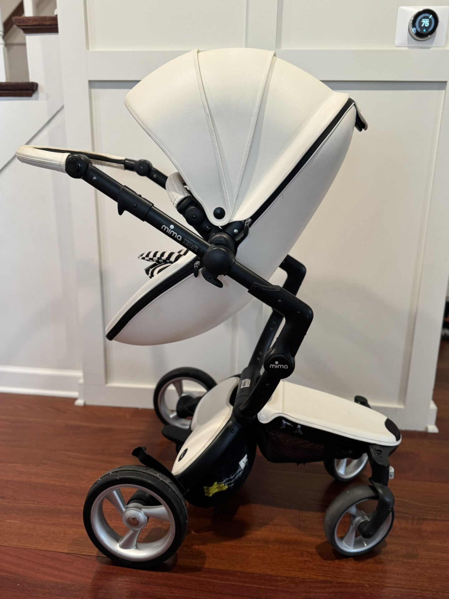 Mima Stroller ( plus winter cover zip for a baby, 100$ value)