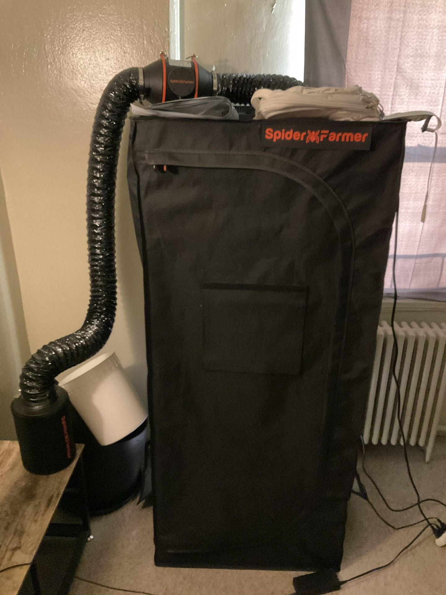 Grow Tent