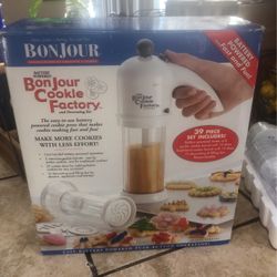 Bonjour Cookie Decorating Kit