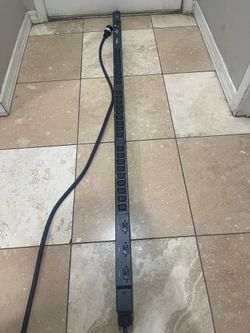 Emerson Liebert MPH-NBV27NXXF30 Managed Rackmount 27-Outlet 200-240V PDU
