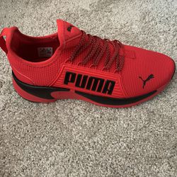 Men’s Puma Sneakers Size 8