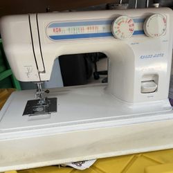 Sewing Machine 