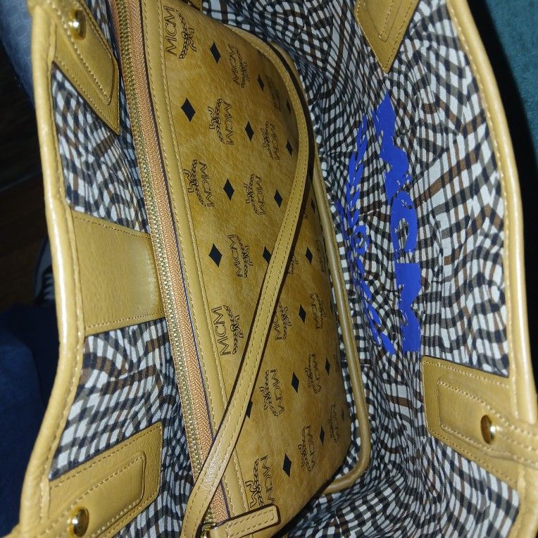 Excellent CONDITION! BOUGHT NEVER USED