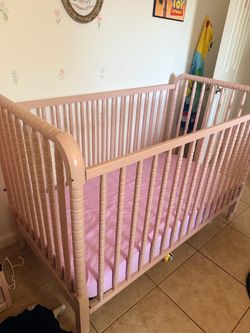 DaVinci 3-in-1 Crib with Matress