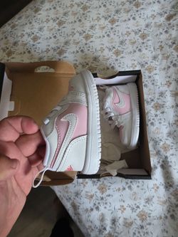 Nike baby