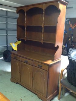 Country style maple dresser with two shelves three drawers and two cupboards with further shelving in two pieces for easy transportation