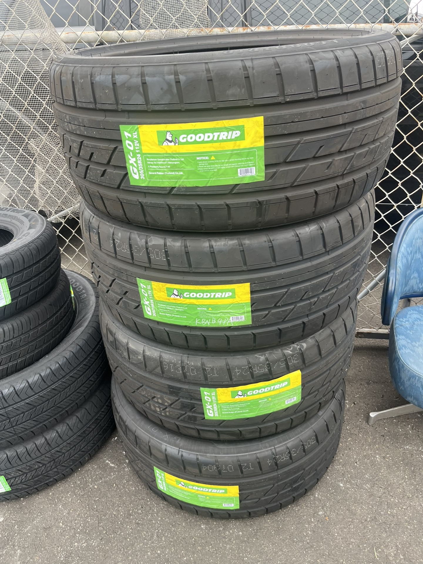 New Tires 305/35/24 Goodtrip