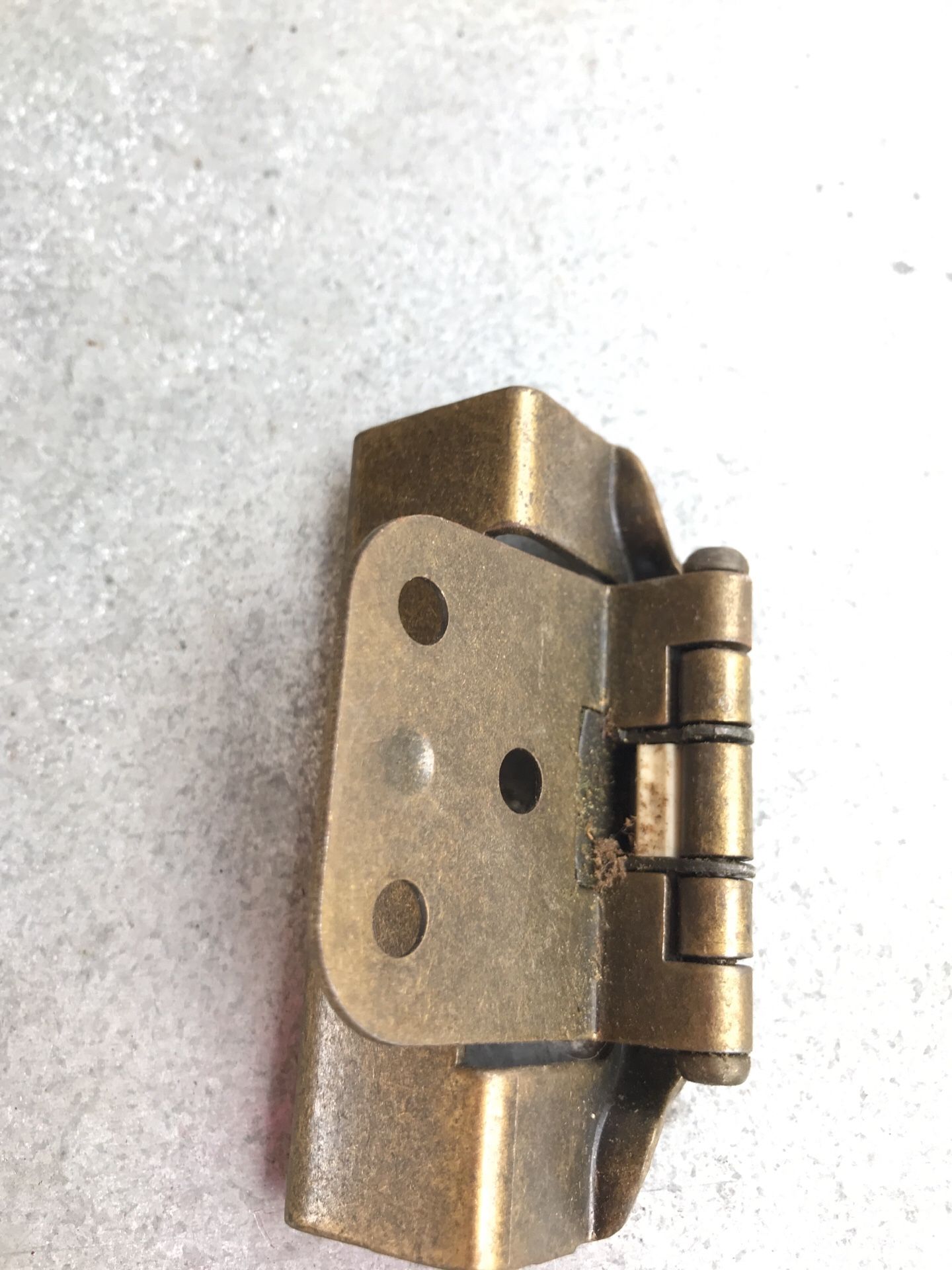 Cabinet hinges new . 190 pieces.