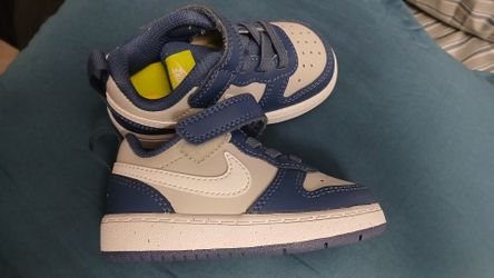 Boy nikes