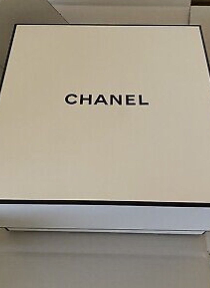 Authentic CHANEL Square Empty Gift Box Container 9” X 9” With Tissue And Black