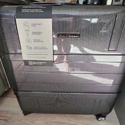 Rolling Travel Bags - Smooth Trips Guaranteed paper condition