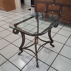 Metal_glass Coffee Table 