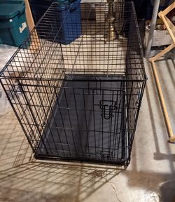 Medium 36" Metal Dog Crate Cage Kennel.  Firm price